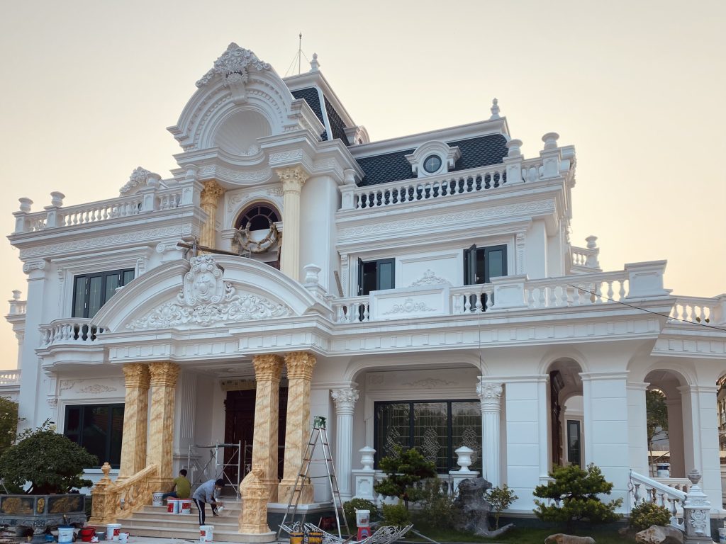 mau-thiet-ke-biet-thu-2-tang-tan-co-dien-5